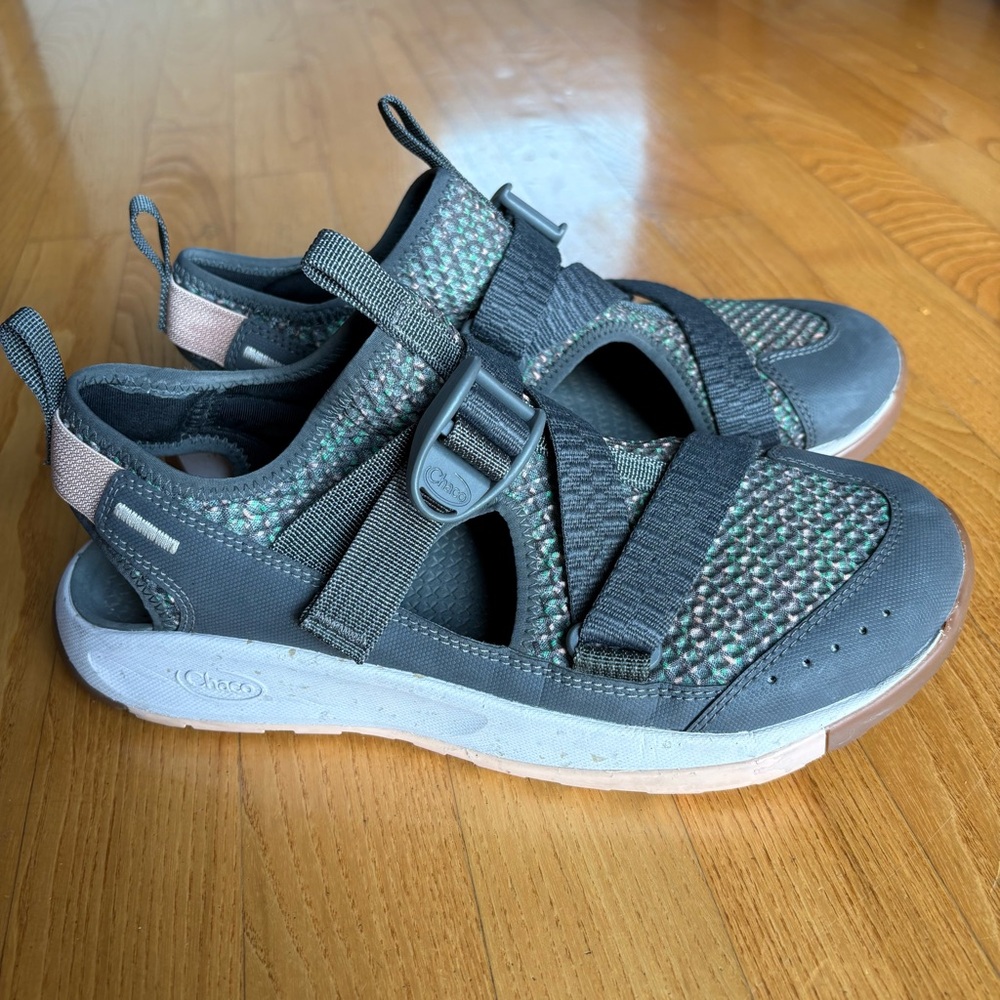 Chaco Odyssey Waterproof Hiking Sandals Womens Size 9 EUR 40 Wax Iron Outdoor